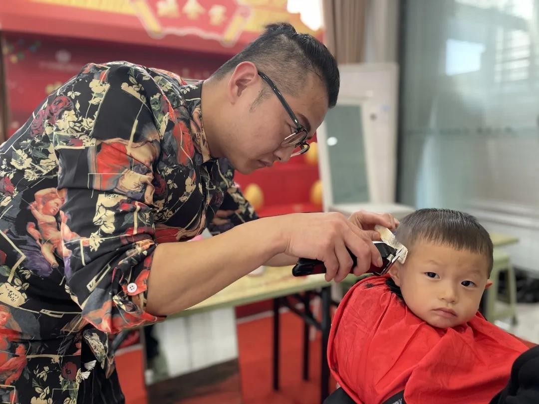 二月二丨剪龍頭、中彩頭，孝義農(nóng)產(chǎn)品大市場(chǎng)邀您免費(fèi)剪頭啦！