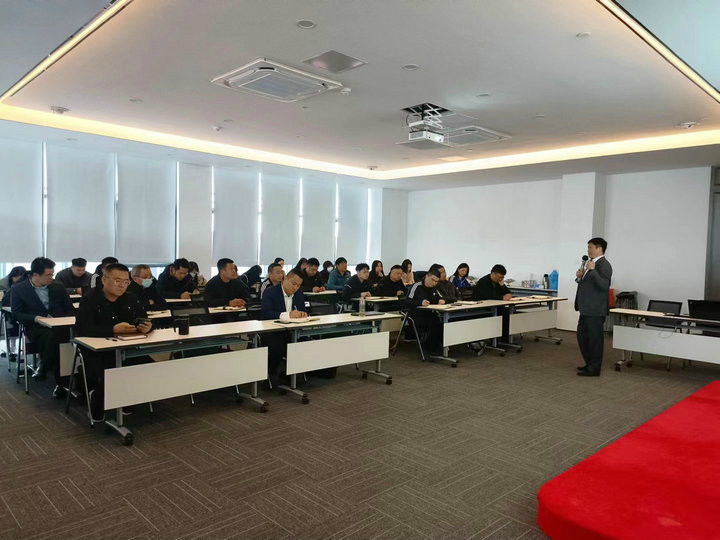 集團(tuán)公司舉辦合同實(shí)務(wù)法律知識(shí)專(zhuān)題培訓(xùn)