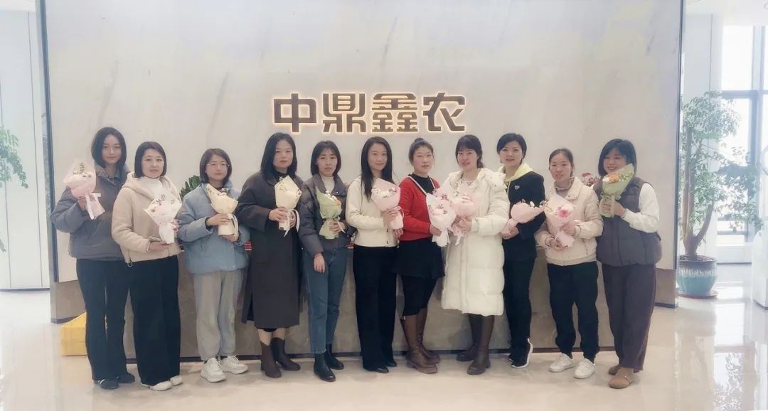 寵愛女神節(jié)，鼎鑫集團(tuán)送出花海與甜蜜驚喜！